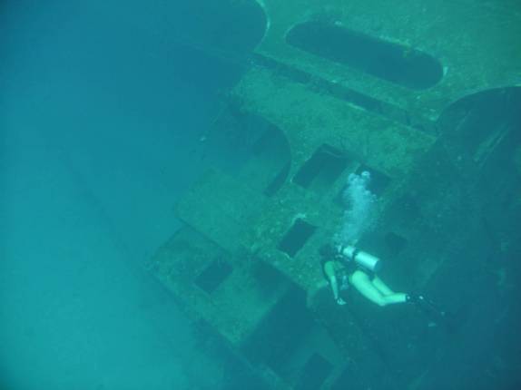 Explorando o naufrágio Hilma Hooker, no sul de Bonaire
